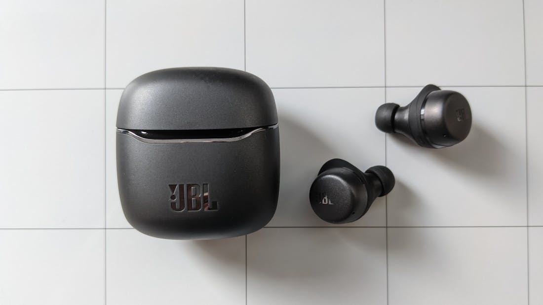 JBL Tour Pro+ - luxe ogende oortjes