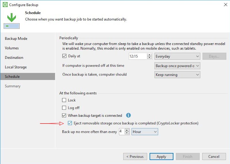 Sommige back-uptools kunnen je externe schijf na de back-up ook softwarematig ontkoppelen (hier: Veeam Agent for Windows).