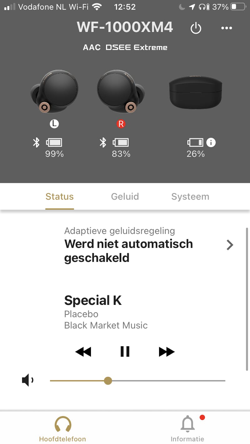 Controleer in de Sony Headphones-app de resterende acculading van de in-ears en oplaadcase.