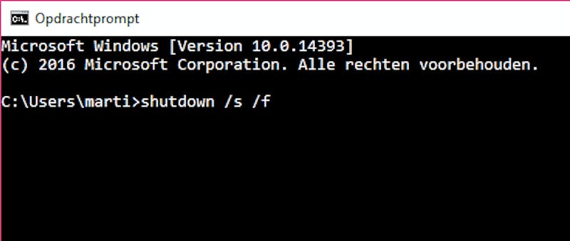 Tip 09 Je kunt zelfs heel Windows sluiten met een commando.