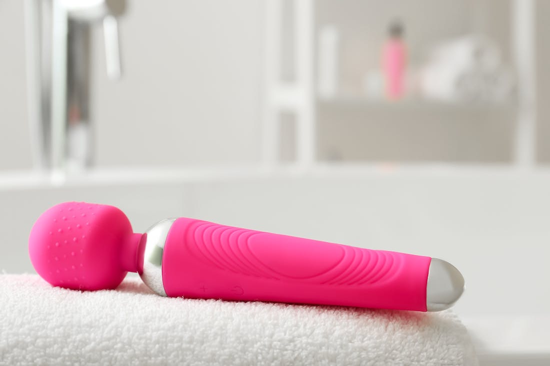 Zo helpt een wandvibrator je naar een magisch seksleven