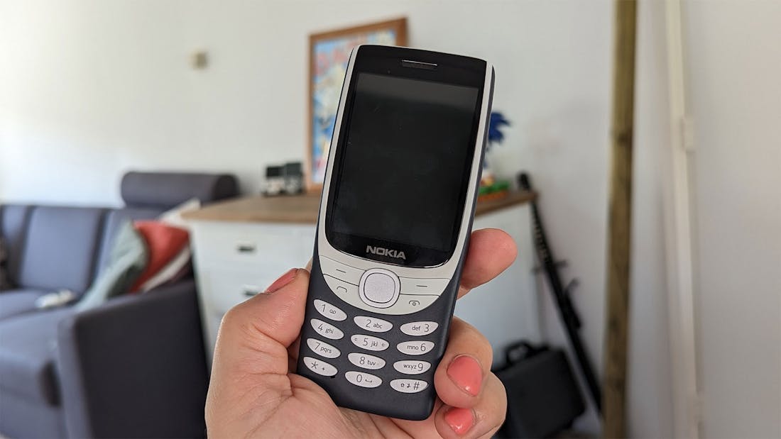 Review Nokia 8210 4G – dumbphone met te veel slimme functies