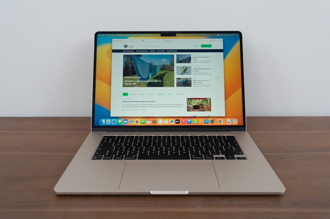 Review Apple MacBook Air M2 (15 inch) - Indrukwekkend dun en licht