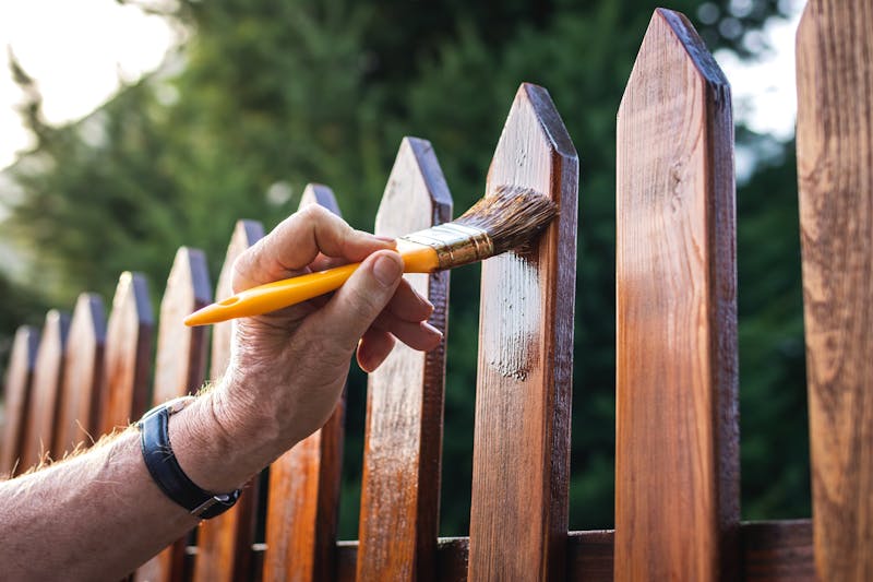 Hout verven met houtbeits