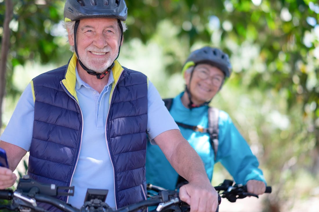 Steeds meer zwaargewonden met e-bikes: moet een fietshelm verplicht worden?