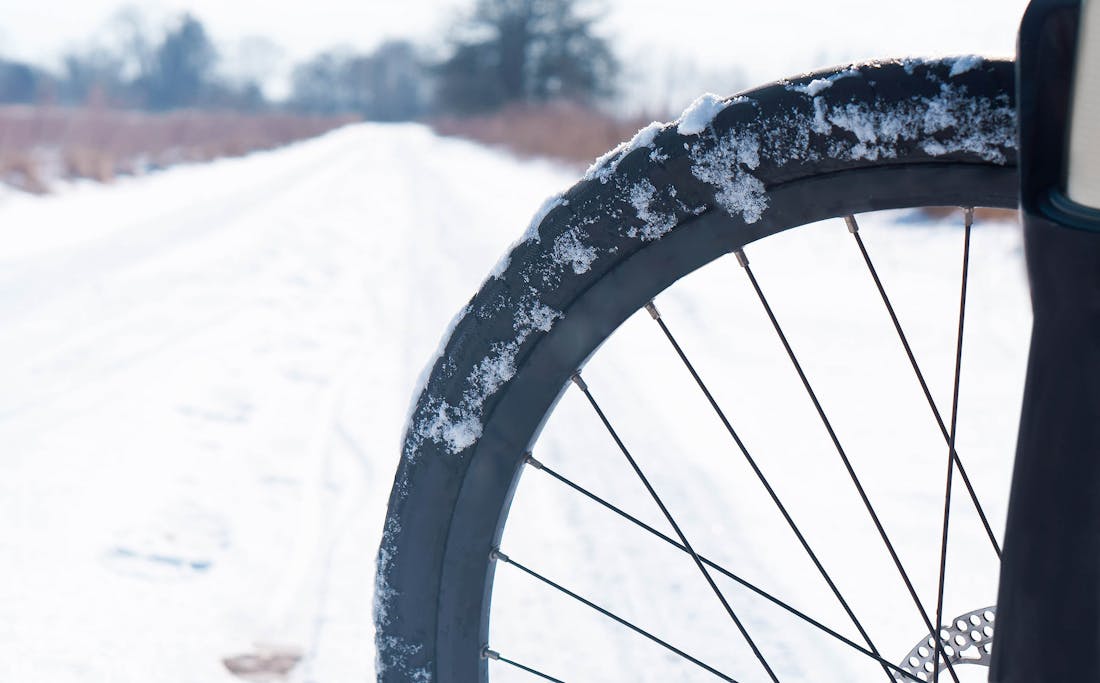 Meer grip op de weg met winterbanden voor e-bikes