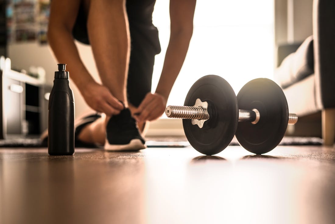 Liever thuis trainen dan in de sportschool? Zo richt je een home gym in