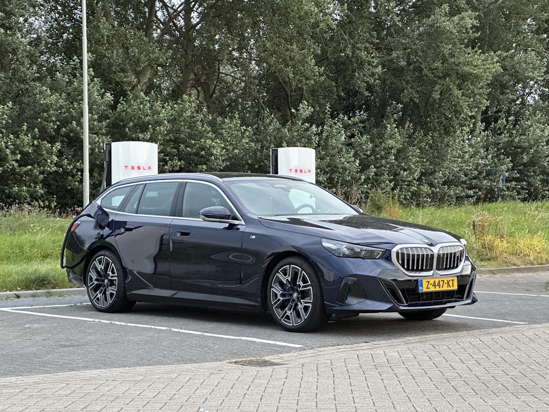 Zo gebruik je Tesla Superchargers met (bijna) elke elektrische auto