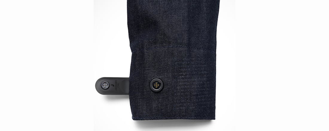 Zo gaat een slimme jas in de was