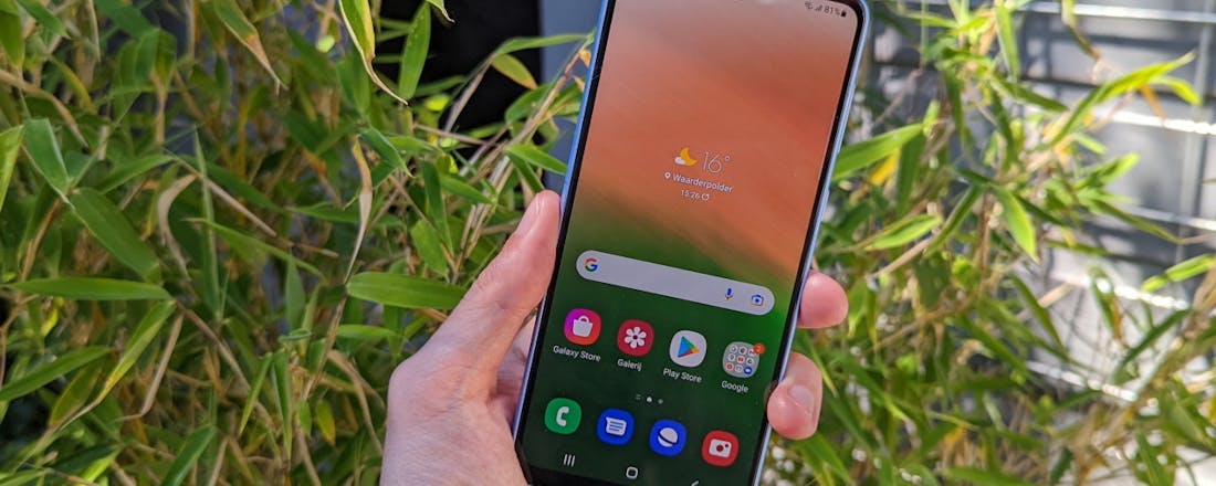 Samsung Galaxy A33 - Door de Galaxies het bos niet meer zien