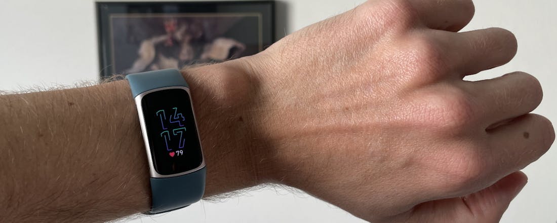 Fitbit Charge 5 - Meer kleur in je leven