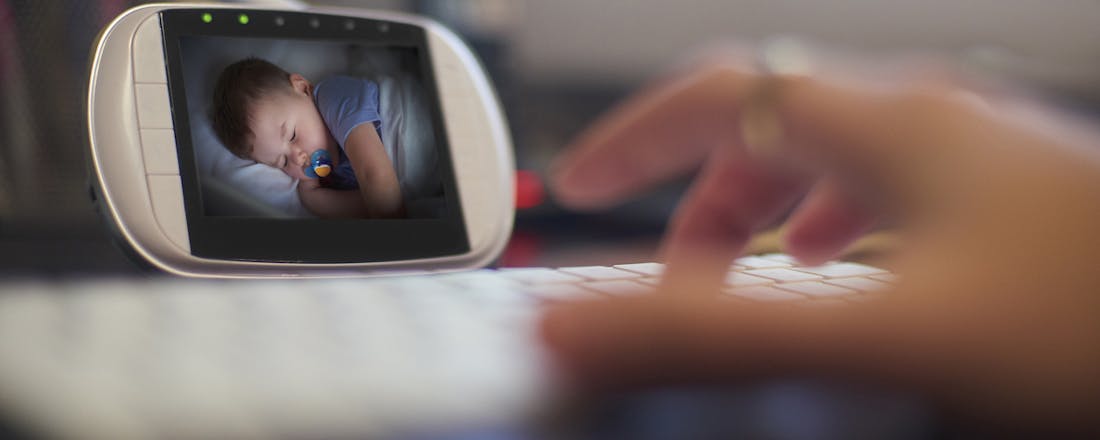 istock-915070300.jpg Babyfoons met camera: zijn ze het waard?