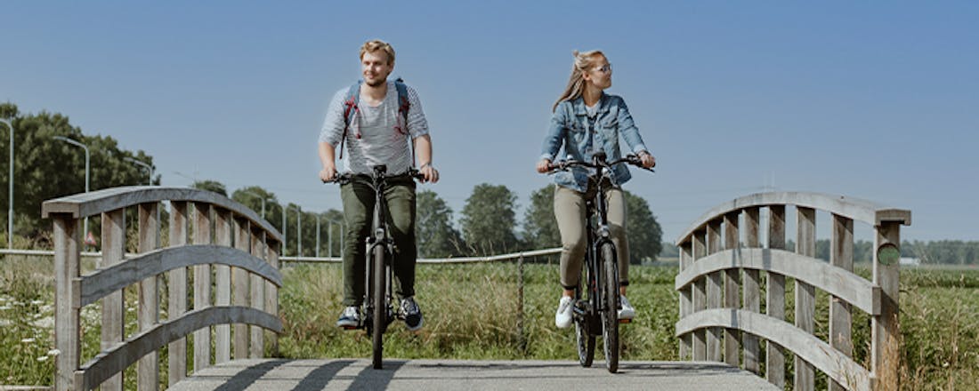 Vier tips om veilig te fietsen bij zonnig weer