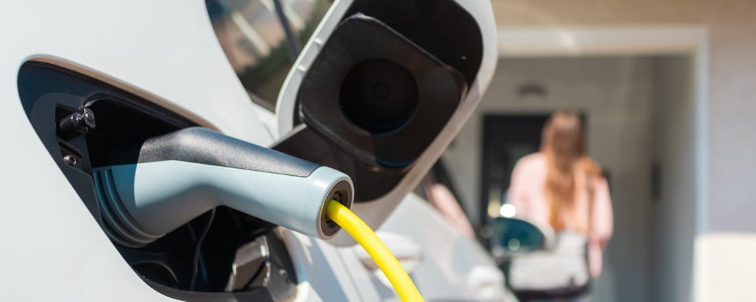 Auto oplader thuis oprit Is het al tijd om een elektrische auto te kopen?
