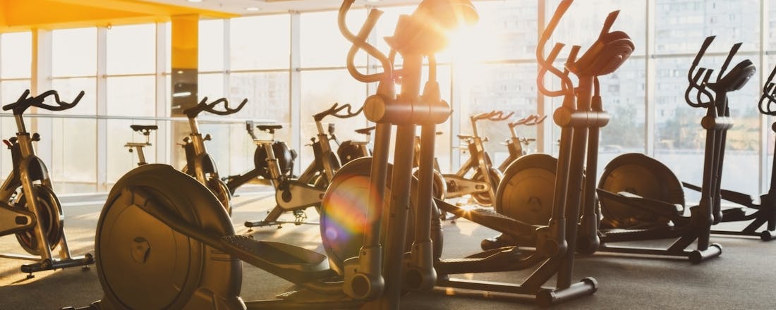 Sportschool met crosstrainers Crosstrainer kiezen: hier moet je op letten
