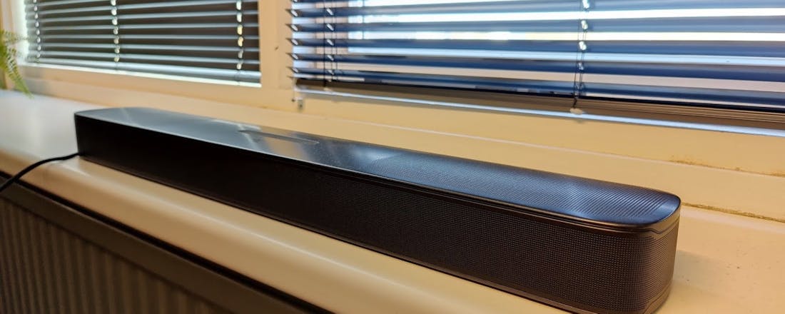 jbl-bar-50-6_p1lbSVX.jpg JBL Bar 5.0 Multibeam - een bar met weinig bas