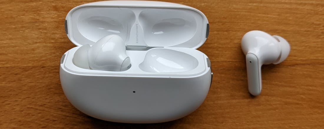 oppoencox-1.jpg Oppo Enco X - Oppo’s AirPods Pro