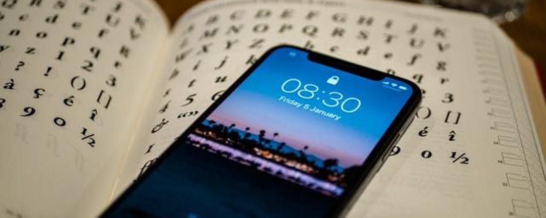 matt-seymour-iegkhxdqcfe-unsplash.jpg Zo richt je het vergrendelscherm van je smartphone in