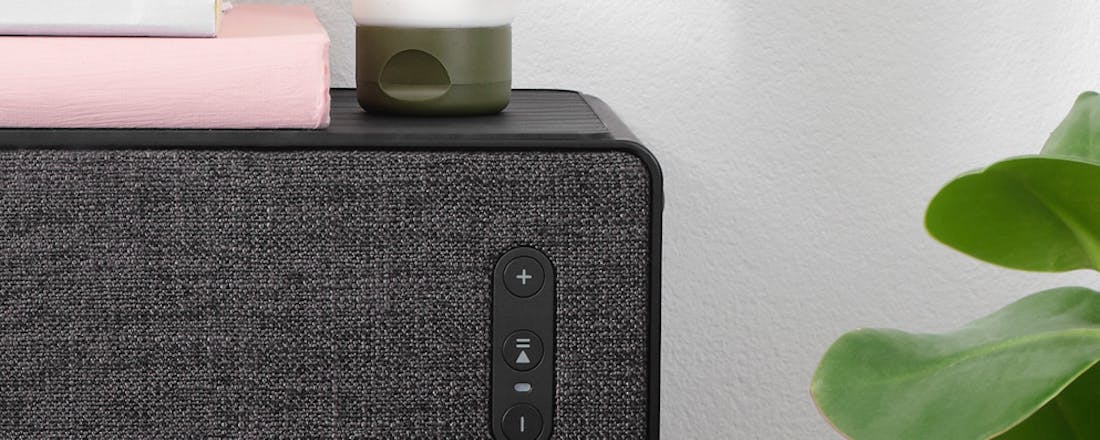 symfonisk-bookshelf-on-wall-black-m.jpg Ikea SYMFONISK bookshelf - Overtuigende multiroom-instapper