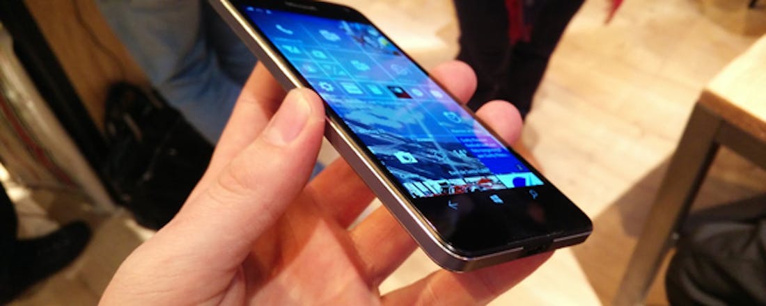 xjb1o67am2si7osr.png Microsoft Lumia 650 - Budget Windows 10-smartphone in premium jasje