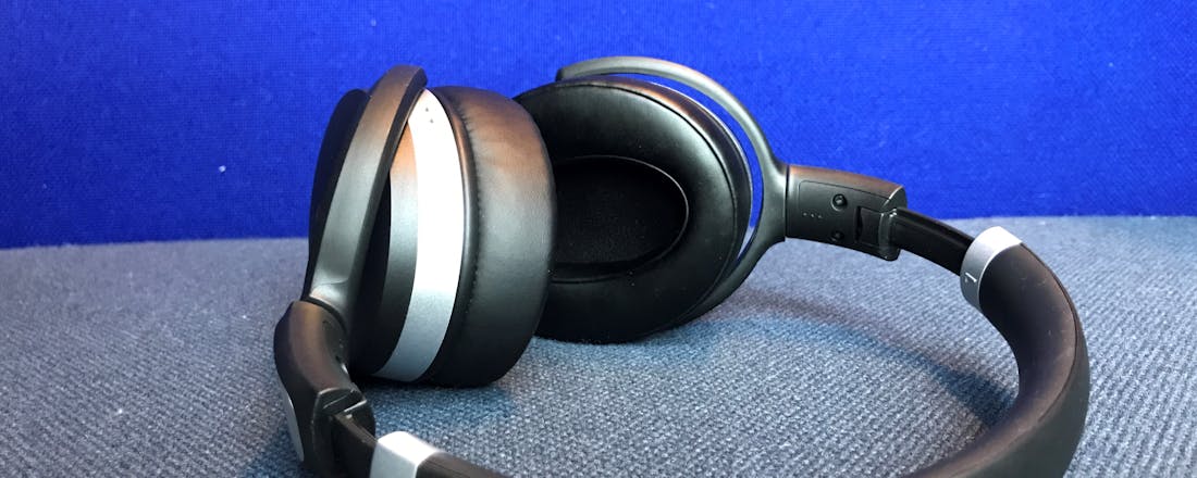 sennheiser-3.jpg Sennheiser 4.50BTNC - Compacte over-ear