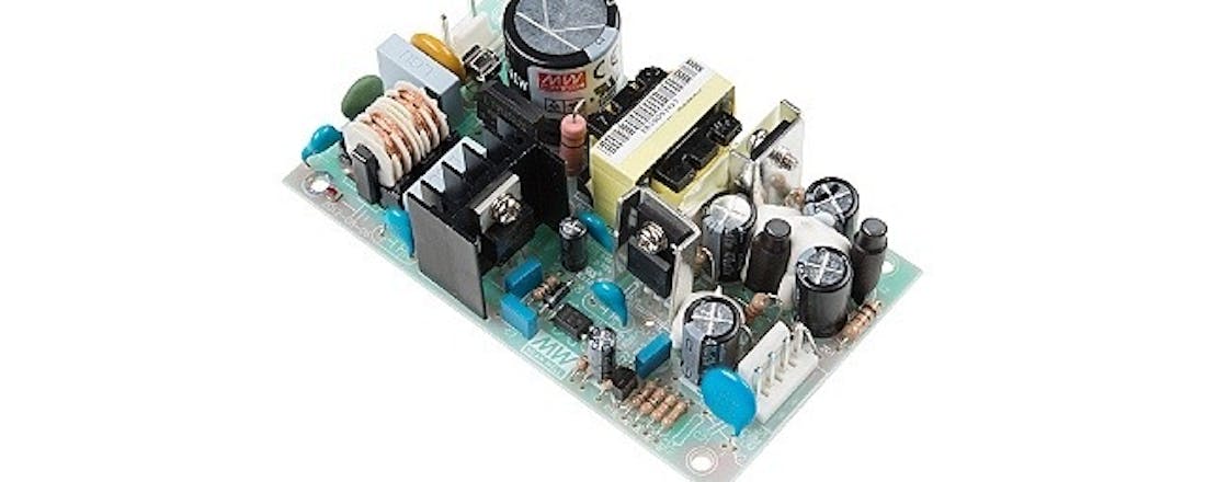 bac44c03-4dd6-4f68-a269-3617274788b6.jpeg Schakelende voedingen: efficiëntie op de vierkante centimeter