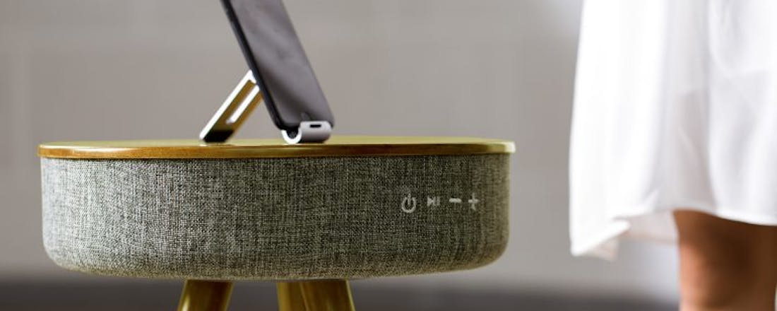 39487370_2598606444-768x512.jpg Salora AirTable - Meubel en speaker in één