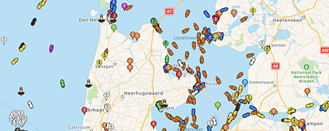 tracker.jpg Volg vlieg- en scheepvaartverkeer via een tracker-app
