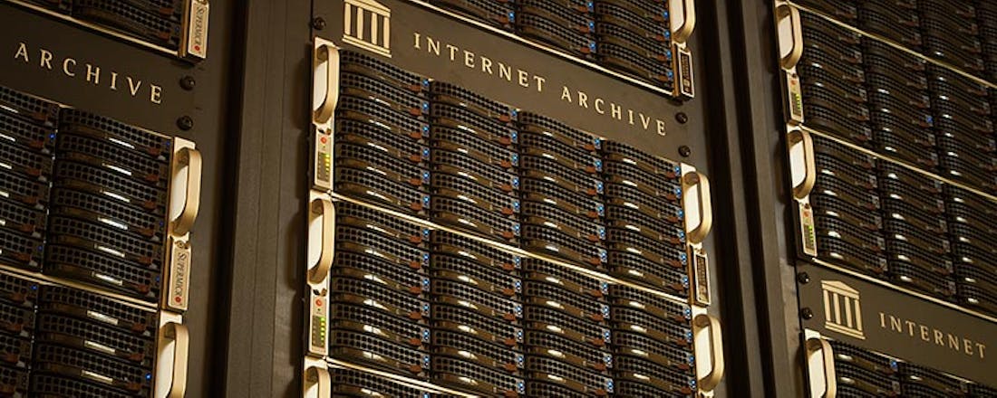 petabox.jpg Open Visual Traceroute - Dataroute in beeld