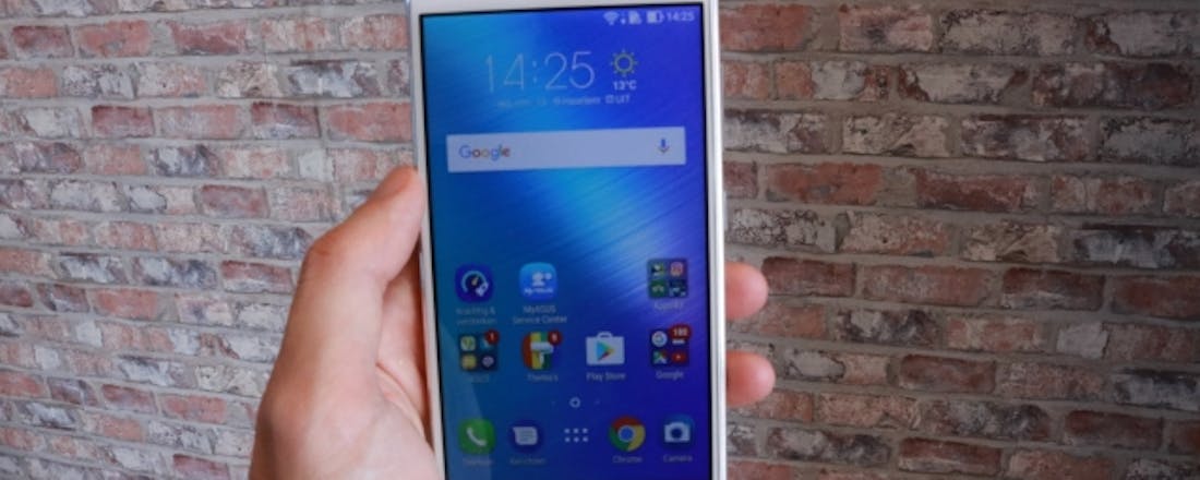 1_r2XXxz2.JPG Asus Zenfone 3 - OnePlus 3-concurrent?