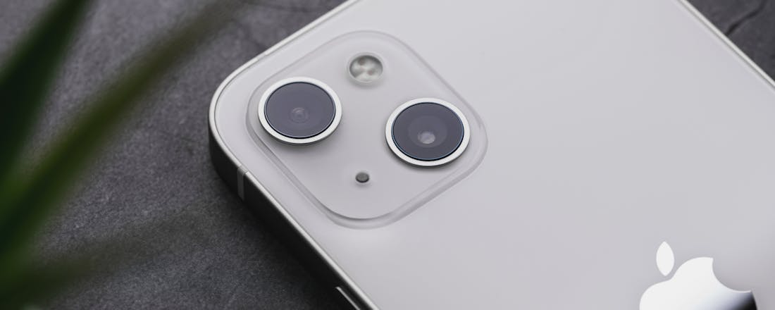 iStock-1340839141.jpg Zo kun je direct een video opnemen met muziek op de iPhone