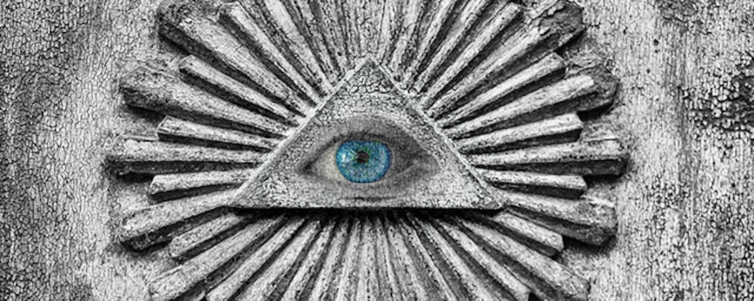eye_QnPlpjP.jpg De vijf meest interessante complottheorieën in tech