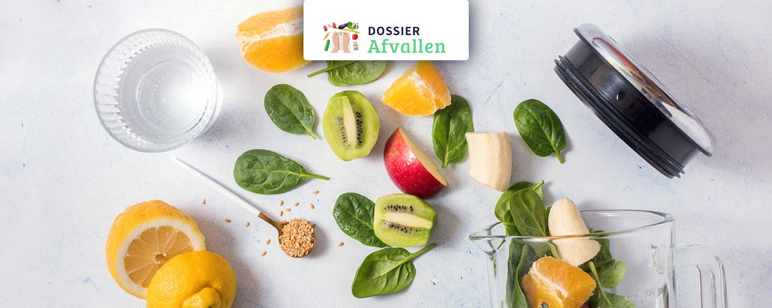 Blender met fruit erin Afvallen en gezonder eten dankzij deze keukenapparatuur