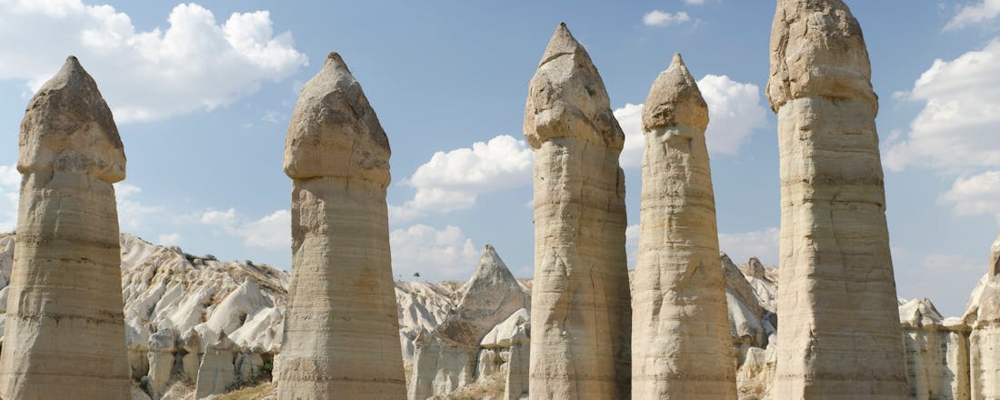 stenen fallussymbolen Van steen tot siliconen: hiervan werden en worden sextoys gemaakt