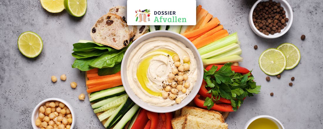 Humus met rauwkost Trek in een snack? Zo houd je het gezond (maar nog steeds lekker!)
