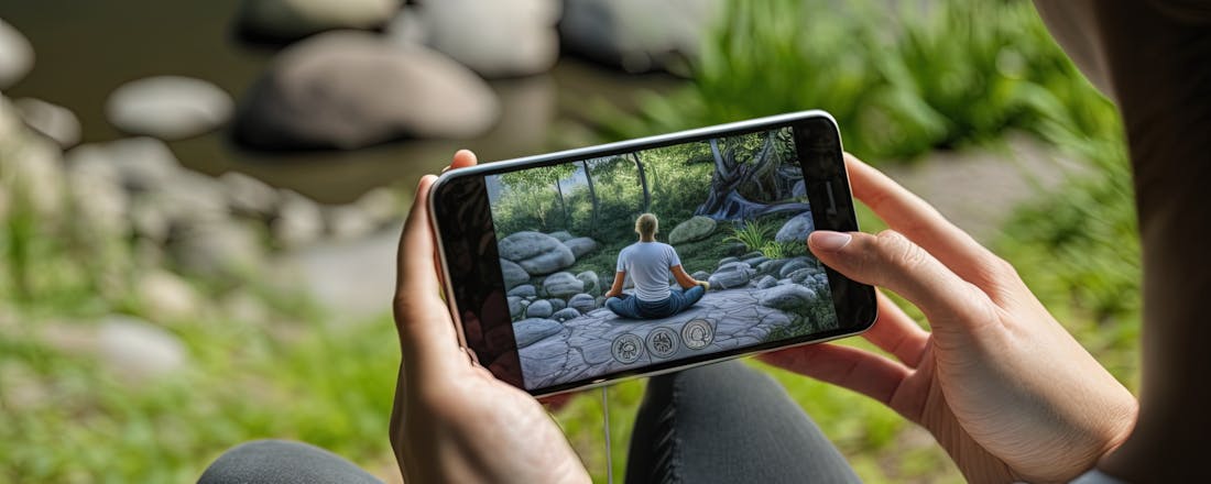 Mindfullness buiten mediteren met een app Lekker in je vel met deze 5 mindfulness- en meditatie-apps