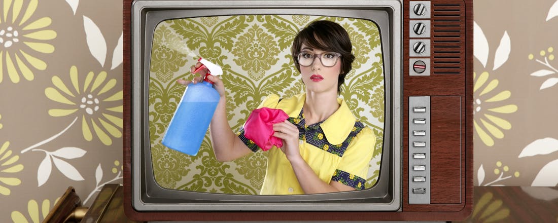 Retro tv schoonmaken Zo maak je het tv-scherm schoon zonder krassen te maken of het glas te breken