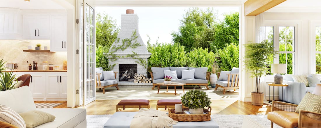 Kamer met openslaande deuren met zicht op de tuin. Breng buiten binnen. Nooit meer naar binnen: zo wordt de tuin een verlengstuk van de woonkamer