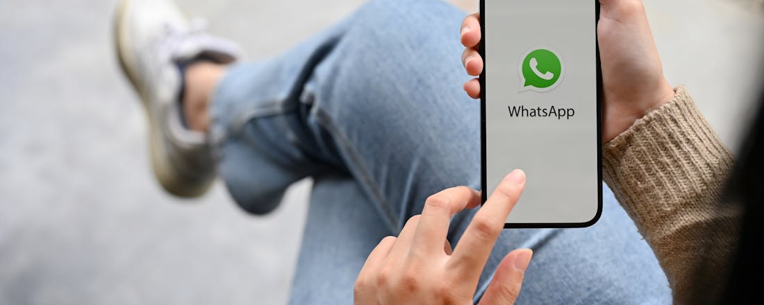 Telefoon met WhatsApp Zo deel je je scherm tijdens een WhatsApp-gesprek