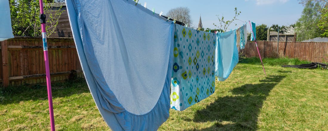 YTS youtubeshort Hoeslaken Hoeslaken netjes opvouwen moeilijk? Zo lukt het wél!