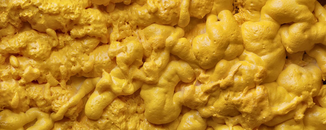 PUR-schuim PUR-schuim: isolatiemateriaal, opvulmiddel én hobbygerei