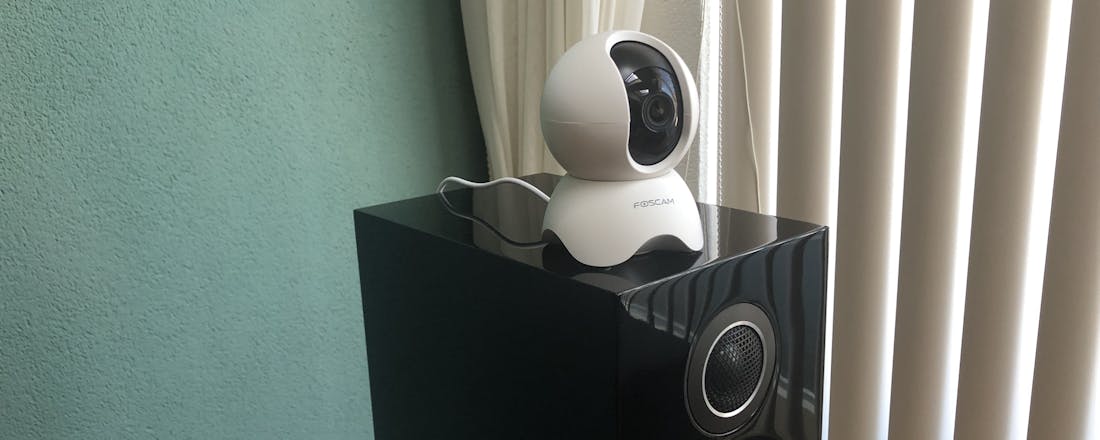 Foscam X5 Review Foscam X5 - Een goedkope pan- en tilt-camera voor binnen