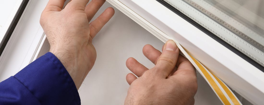 Tochtstrip plaatsen Fris in huis? Dat los je eenvoudig op met deze 5 tips tegen tocht en koudeval
