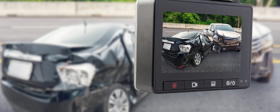 auto ongeluk dashcam Schade claimen op je autoverzekering, zo doe je het goed