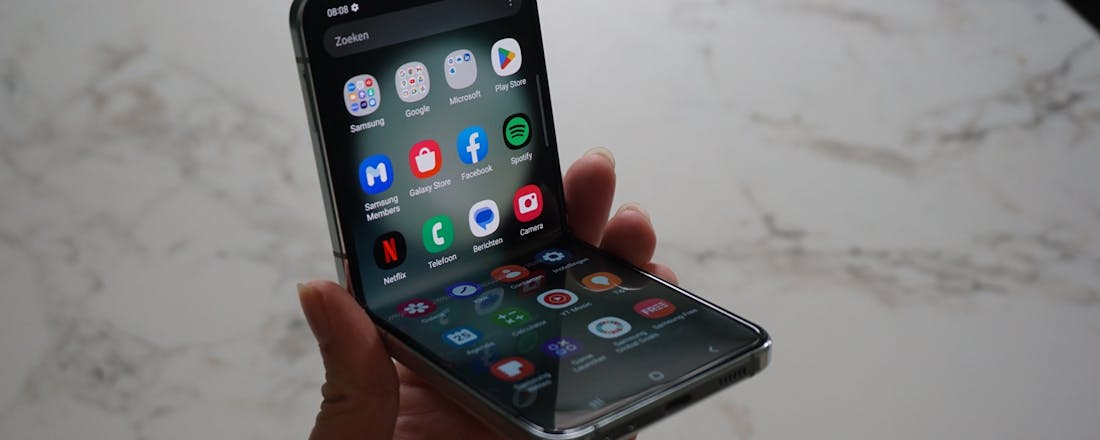 De Samsung Galaxy Z Flip 5 Review Samsung Galaxy Z Flip 5 - Een echte klapper!