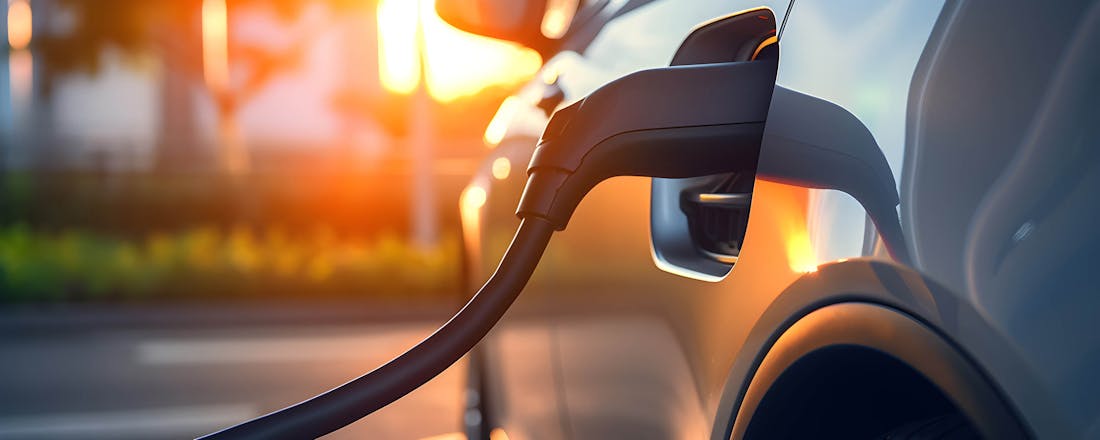 Elektrische auto laden Even puzzelen: slim laden met een dynamisch energiecontract