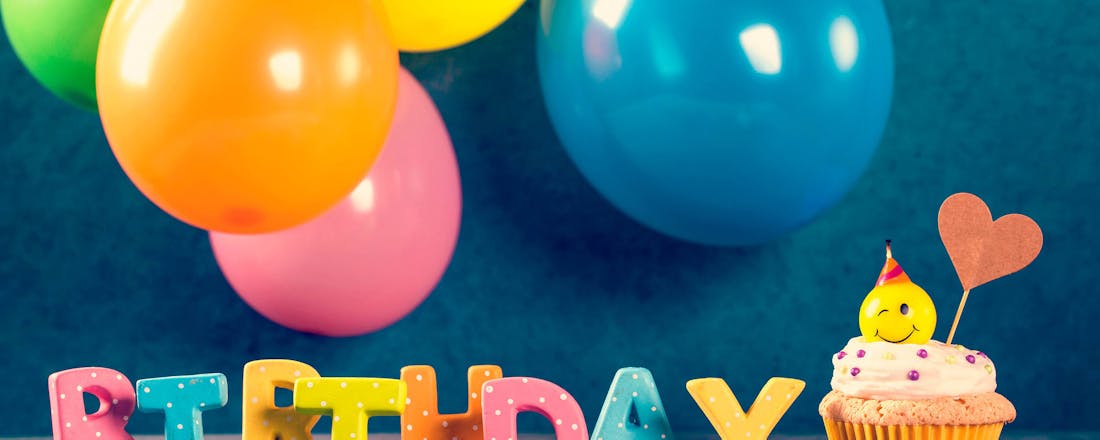 Verjaardag smiley 🥳 Hoera! De smiley is jarig