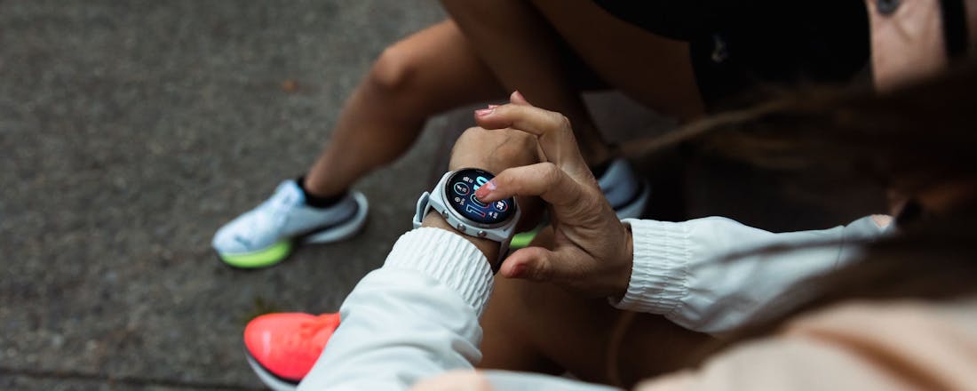 Garmin Forerunner 965 Review Garmin Forerunner 965 - Topsporthorloge zonder abonnement