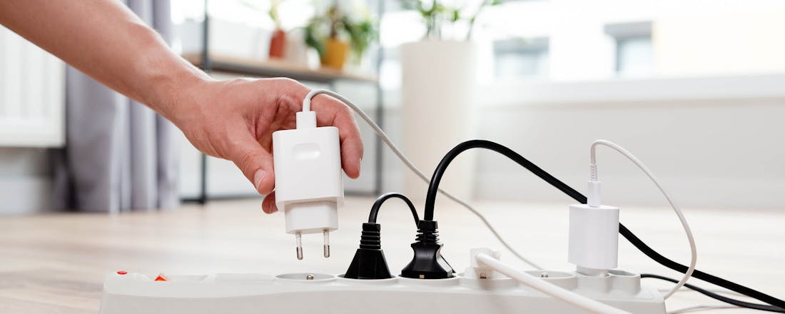 Stekkers in een stekkerblok 7 tips om de energie van je zonnepanelen effectief te gebruiken