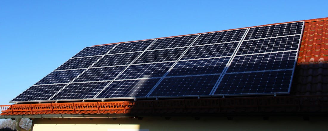 Zonnepanelen schaduw Help, schaduw op mijn dak: heeft het plaatsen van zonnepanelen wel zin?